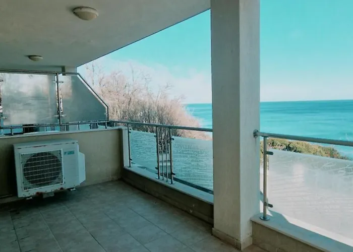 бийч - Byala * Byala (Varna)