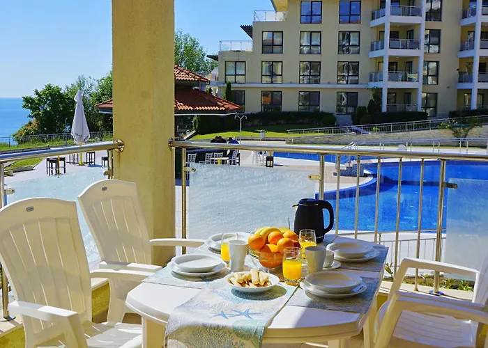 бийч - Byala * Byala (Varna)